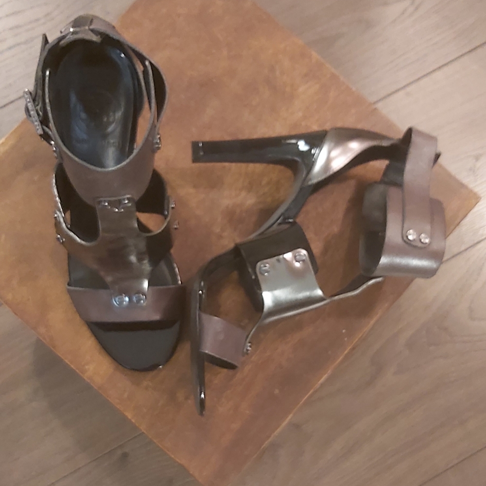 Tory Burch high heel shoes